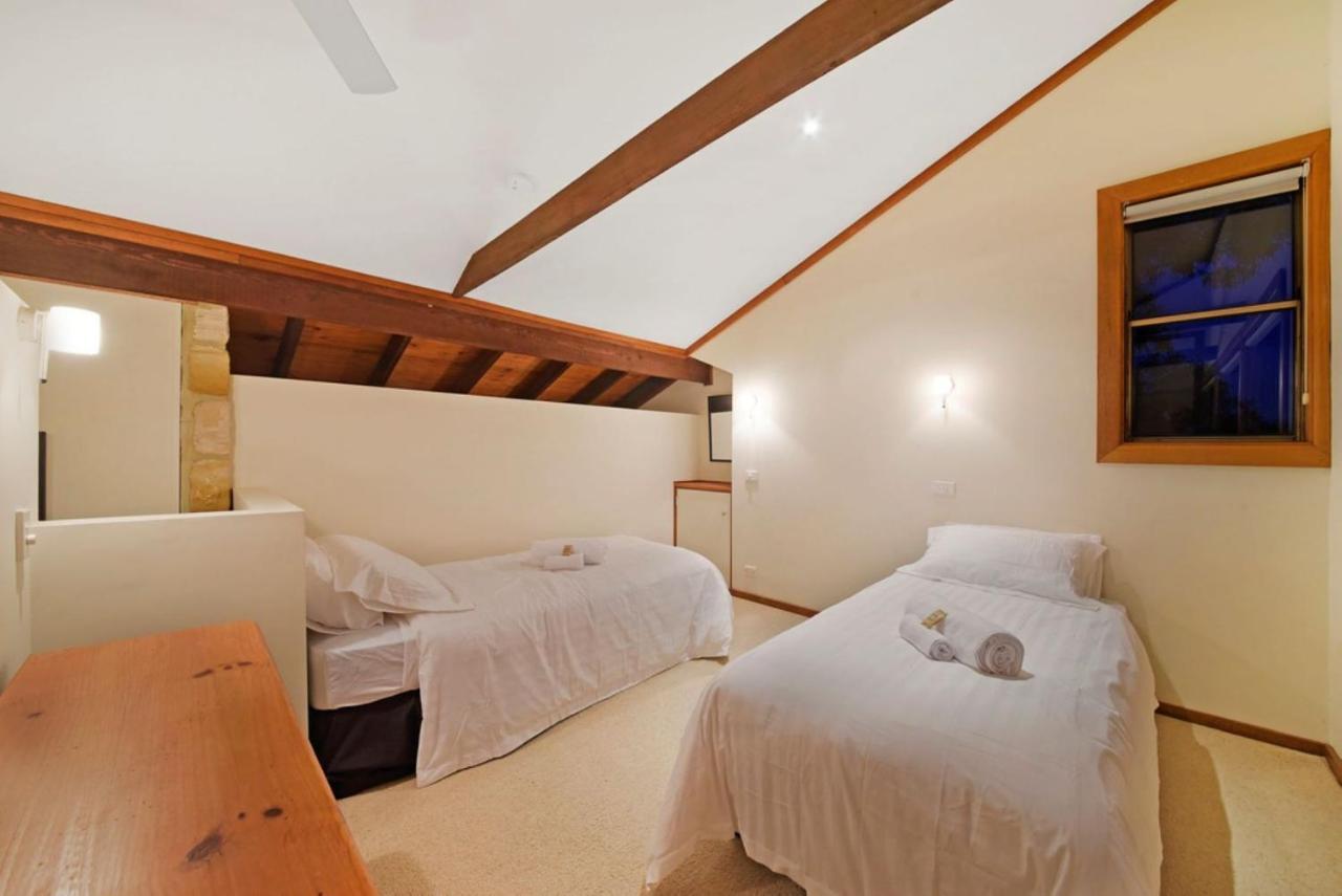 Sydney View Villa Woodford Exterior foto